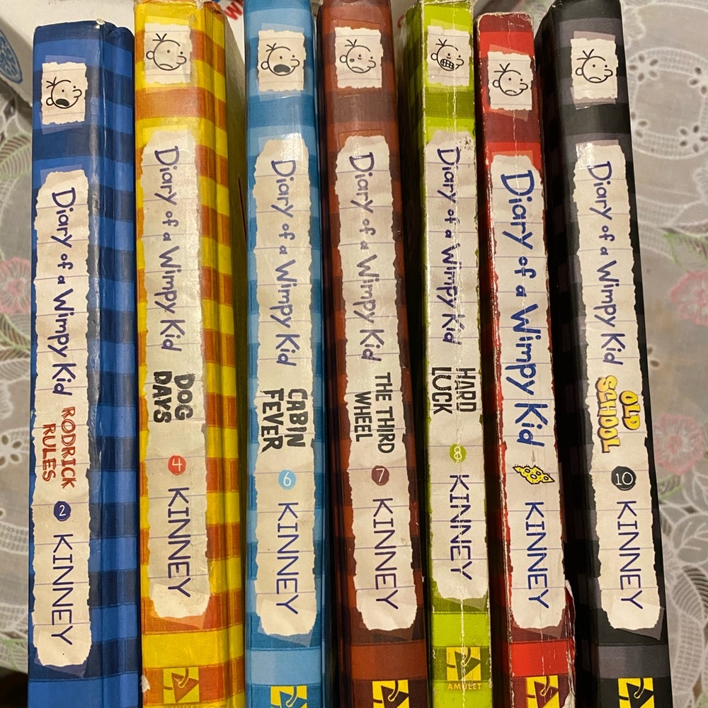 Diary of a wimpy kid books